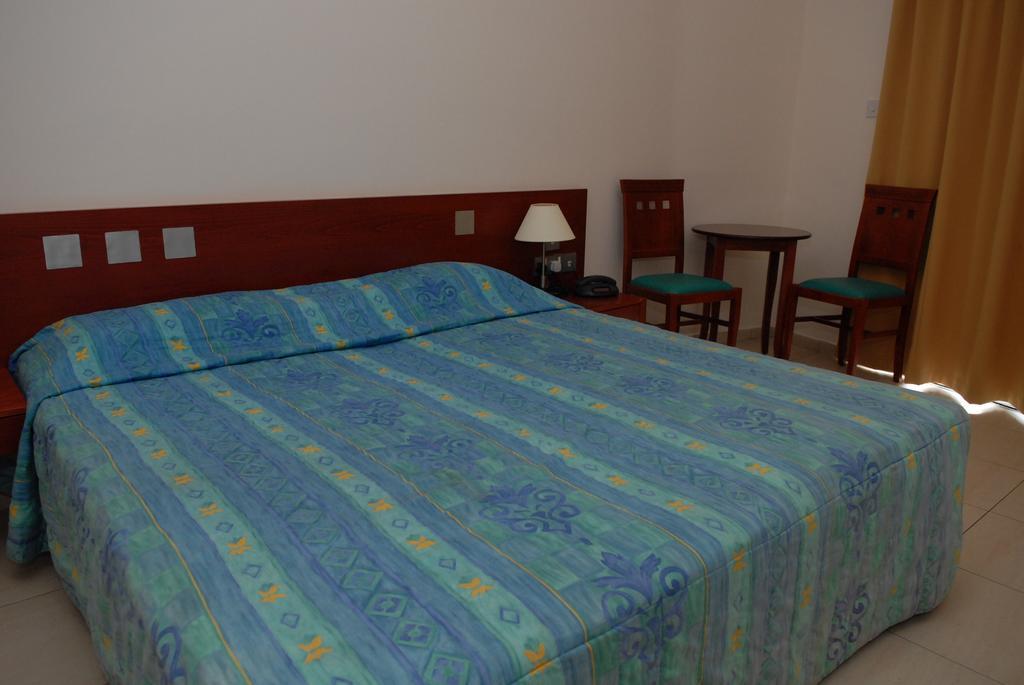 Iris Beach Hotel Protaras Værelse billede